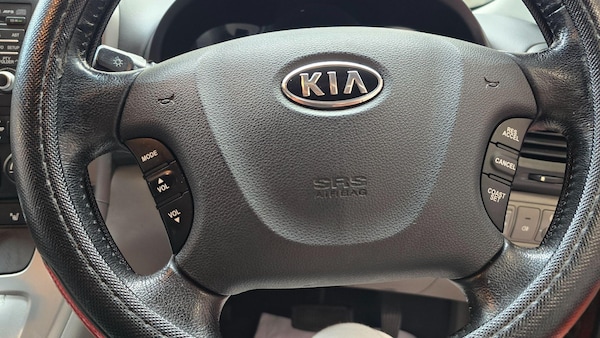 Used Kia Sedona 2011 for sale - 75388453: Photo 14