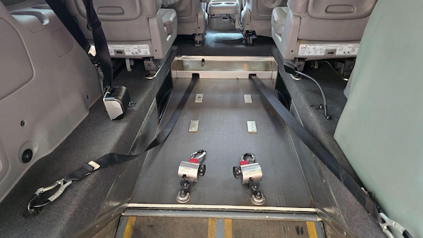 Used Kia Sedona 2011 for sale - 75388453: Photo 20