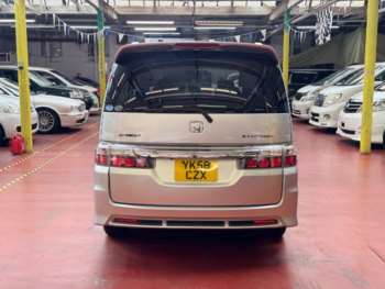 Used Honda Stepwagon 2008 for sale - 74935500: Photo