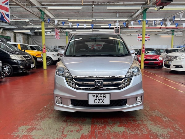 Used Honda Stepwagon 2008 for sale - 74935500: Photo 8