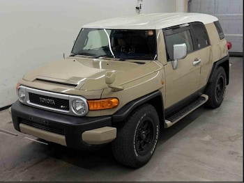 Toyota FJ Cruiser feature image