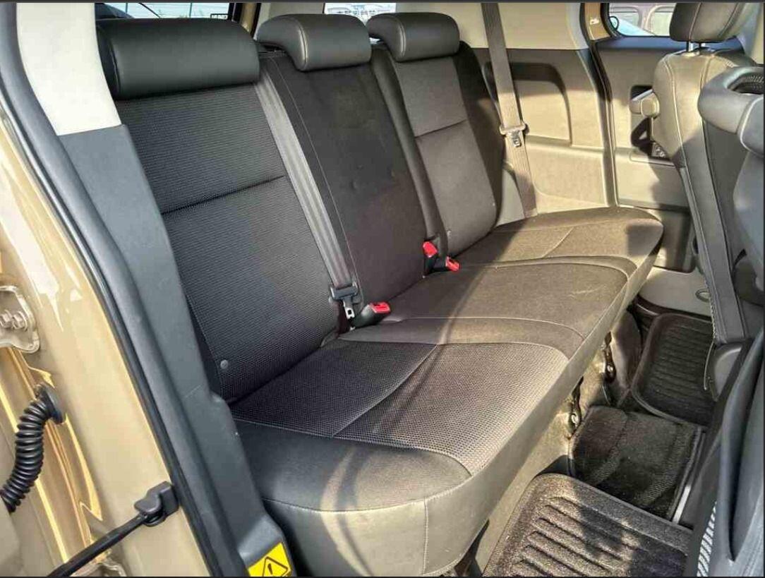 Used Toyota FJ Cruiser for sale - 78100171: Photo 6