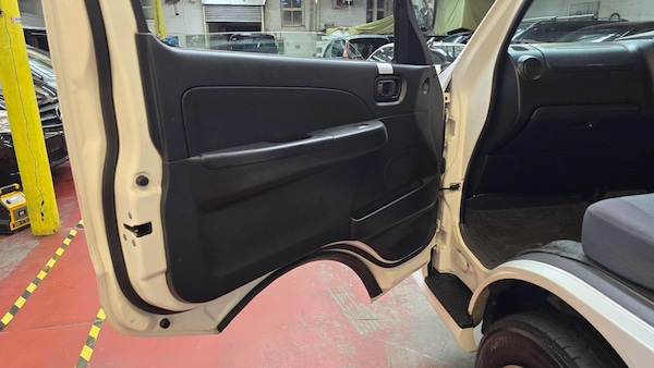 Used Nissan Elgrand for sale - 76152518: Photo 26