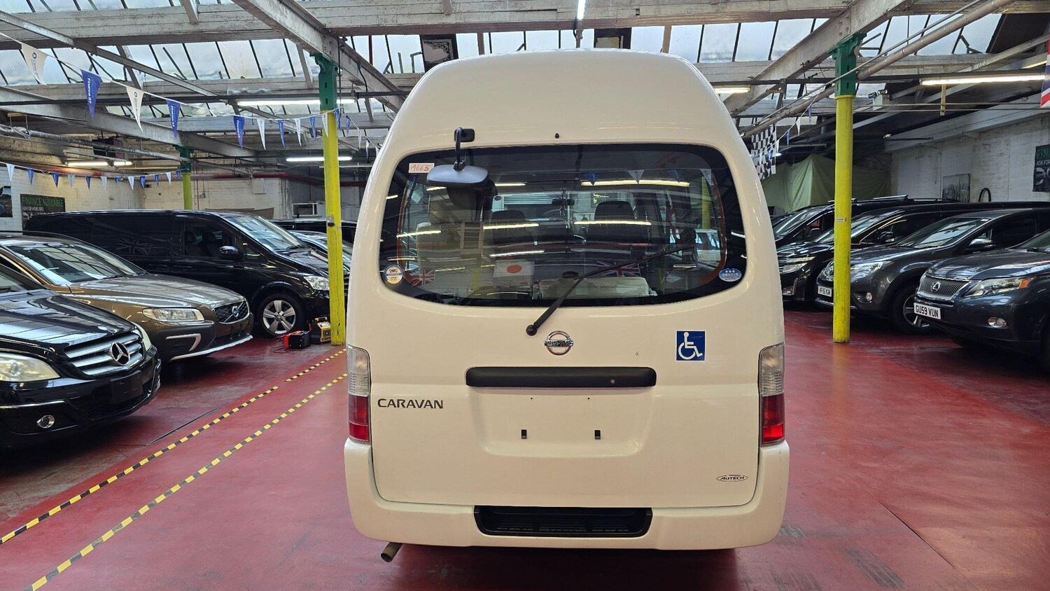 Used Nissan Elgrand for sale - 76152518: Photo 31