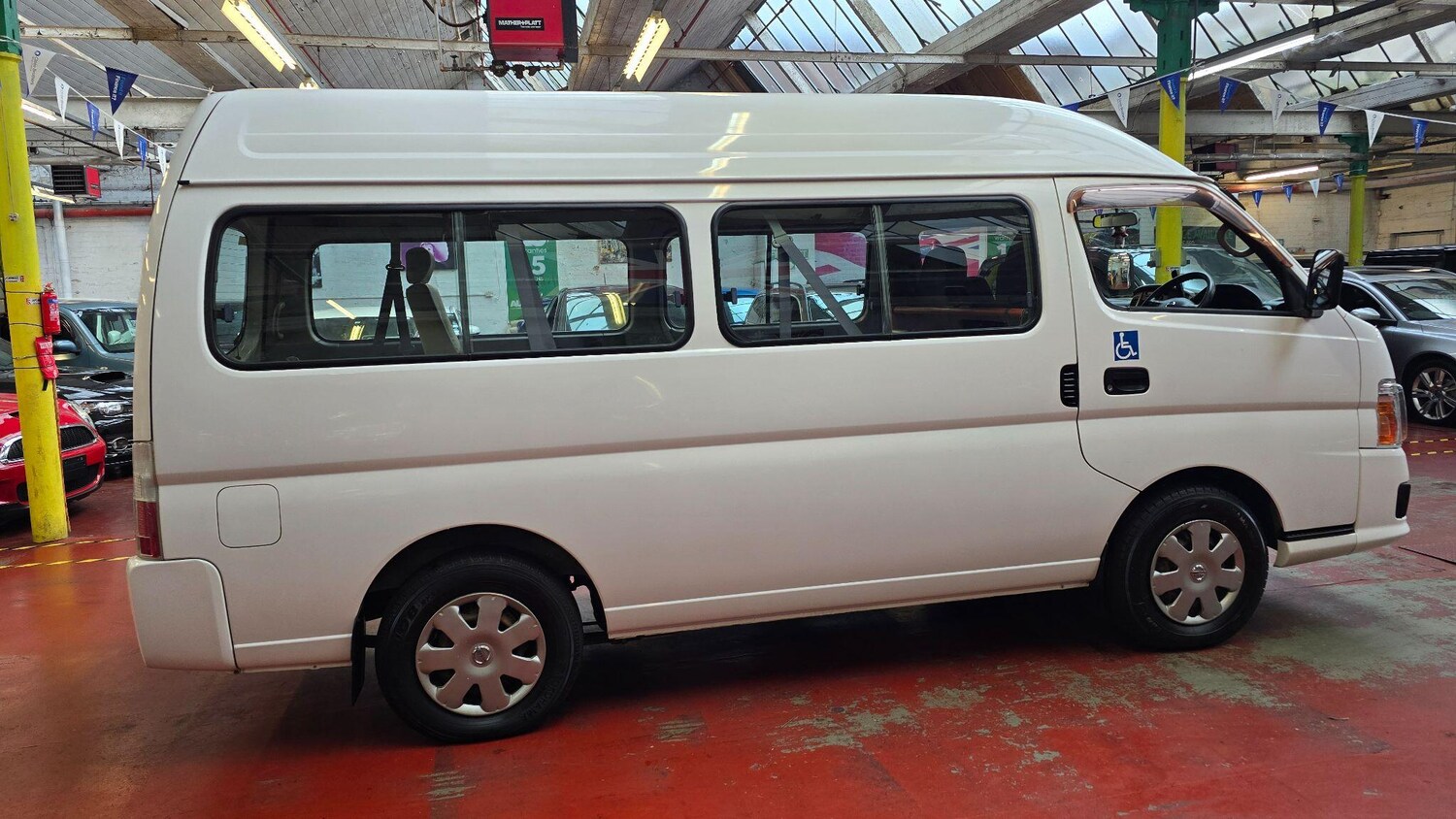 Used Nissan Elgrand for sale - 76152518: Photo 34