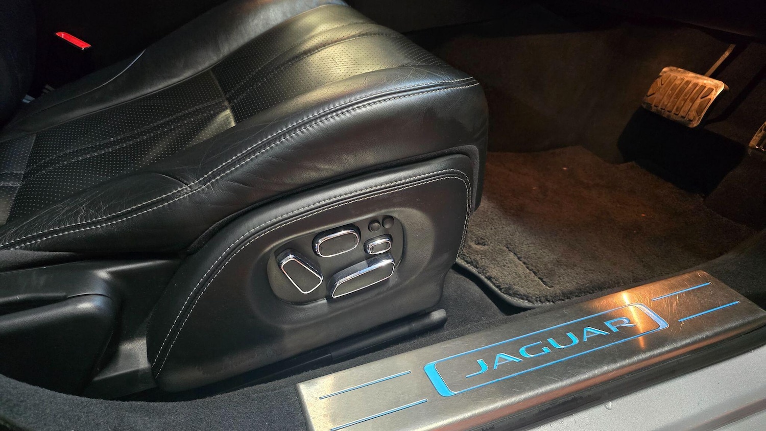 Used Jaguar XJ for sale - 76714559: Photo 15