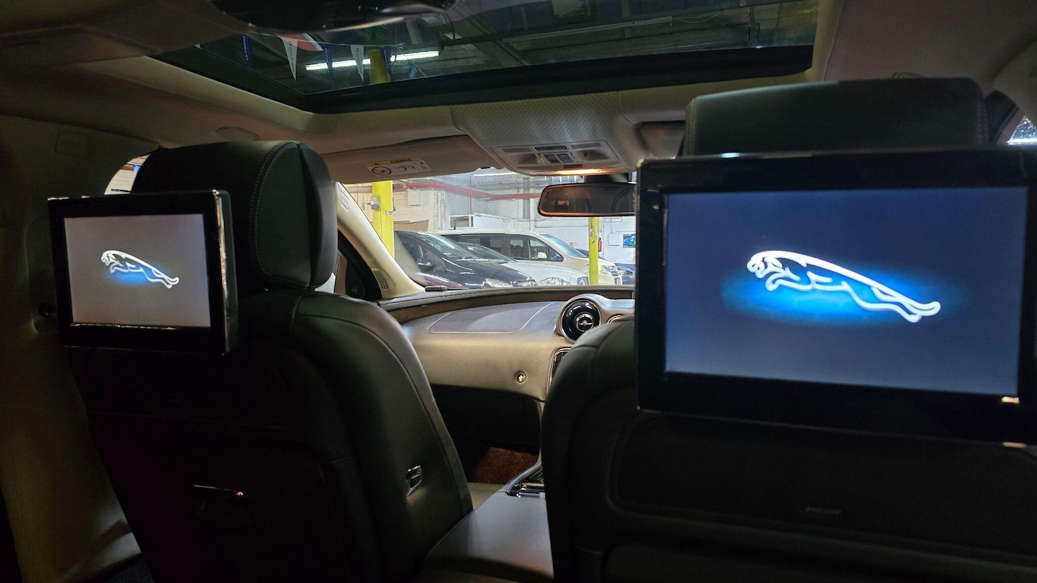 Used Jaguar XJ for sale - 76714559: Photo 19