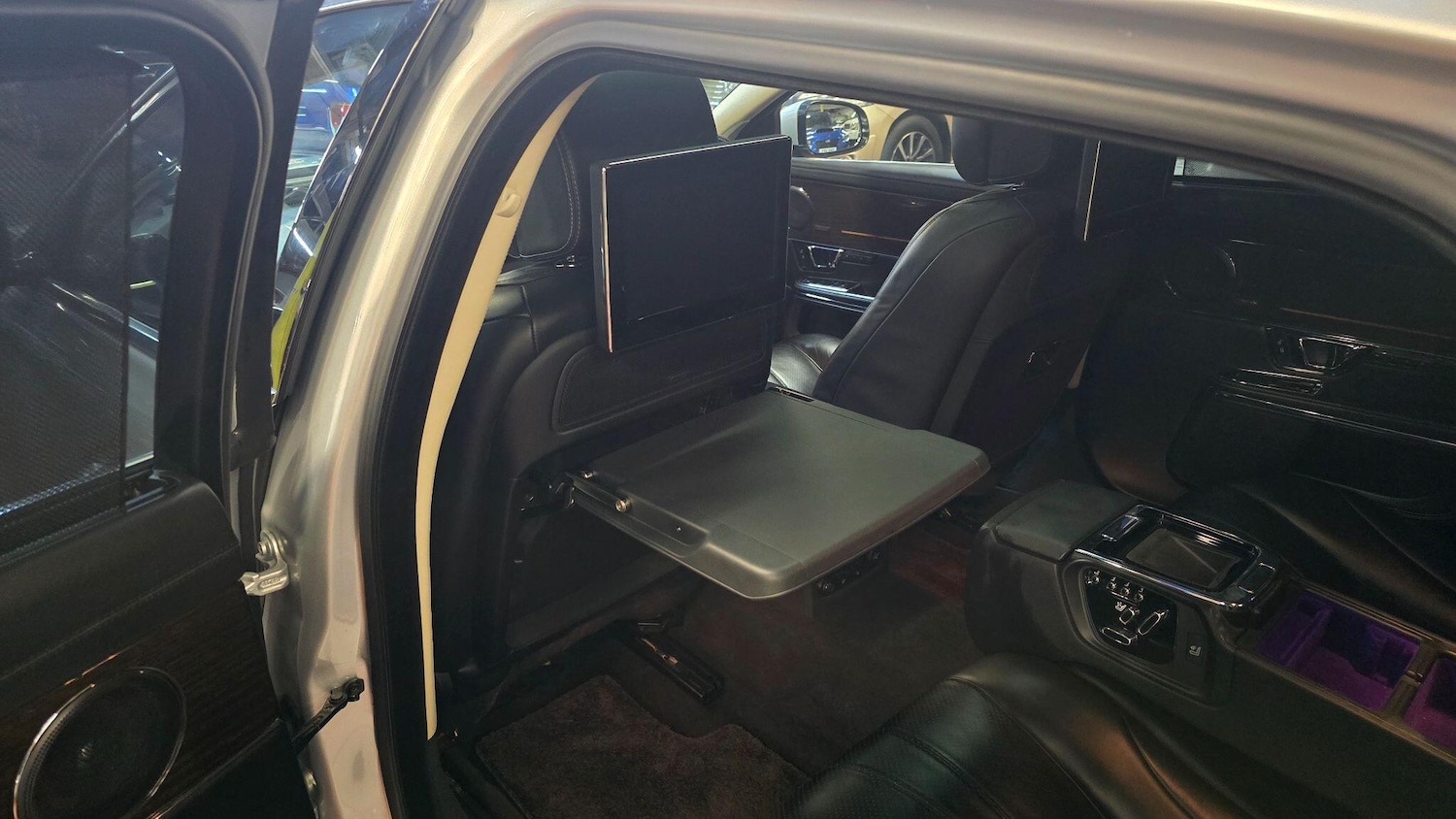 Used Jaguar XJ for sale - 76714559: Photo 30