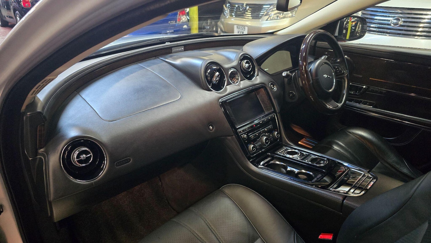 Used Jaguar XJ for sale - 76714559: Photo 34