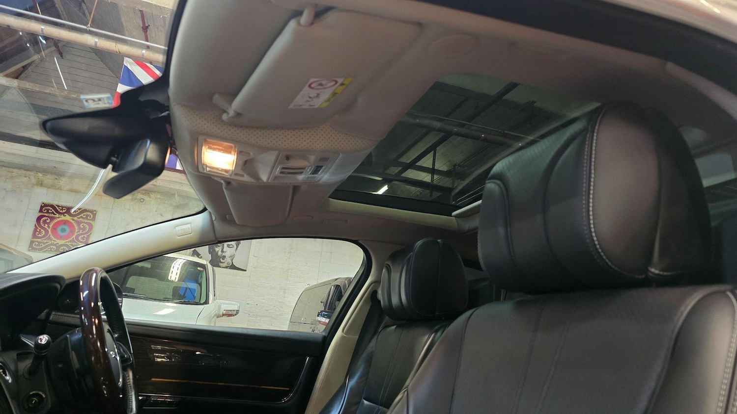 Used Jaguar XJ for sale - 76714559: Photo 40