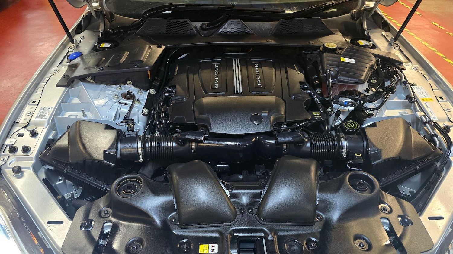 Used Jaguar XJ for sale - 76714559: Photo 46