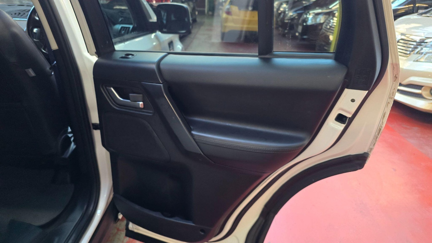 Used Land Rover Freelander 2 for sale - 76572326: Photo 18