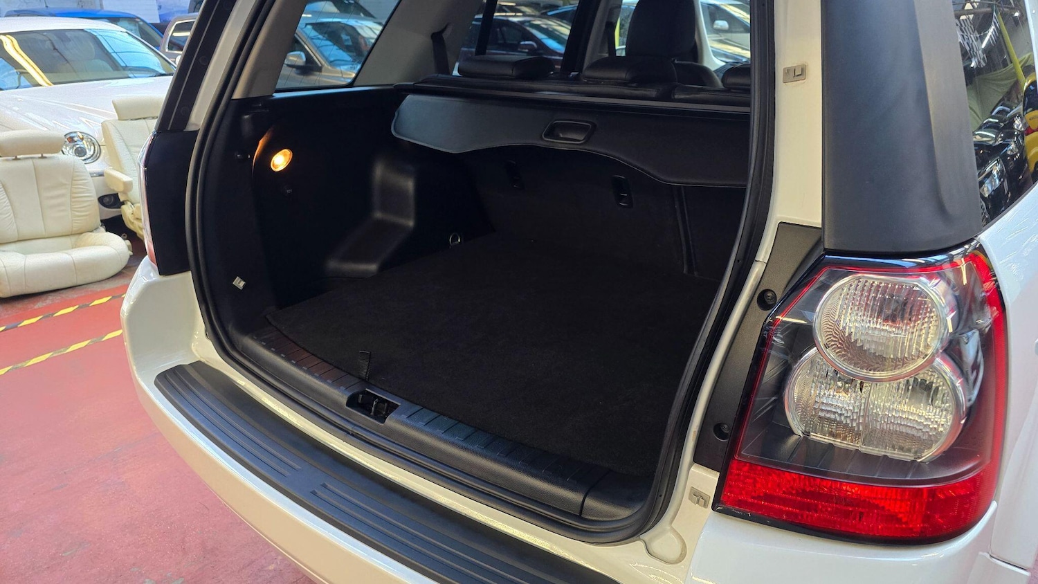 Used Land Rover Freelander 2 for sale - 76572326: Photo 22