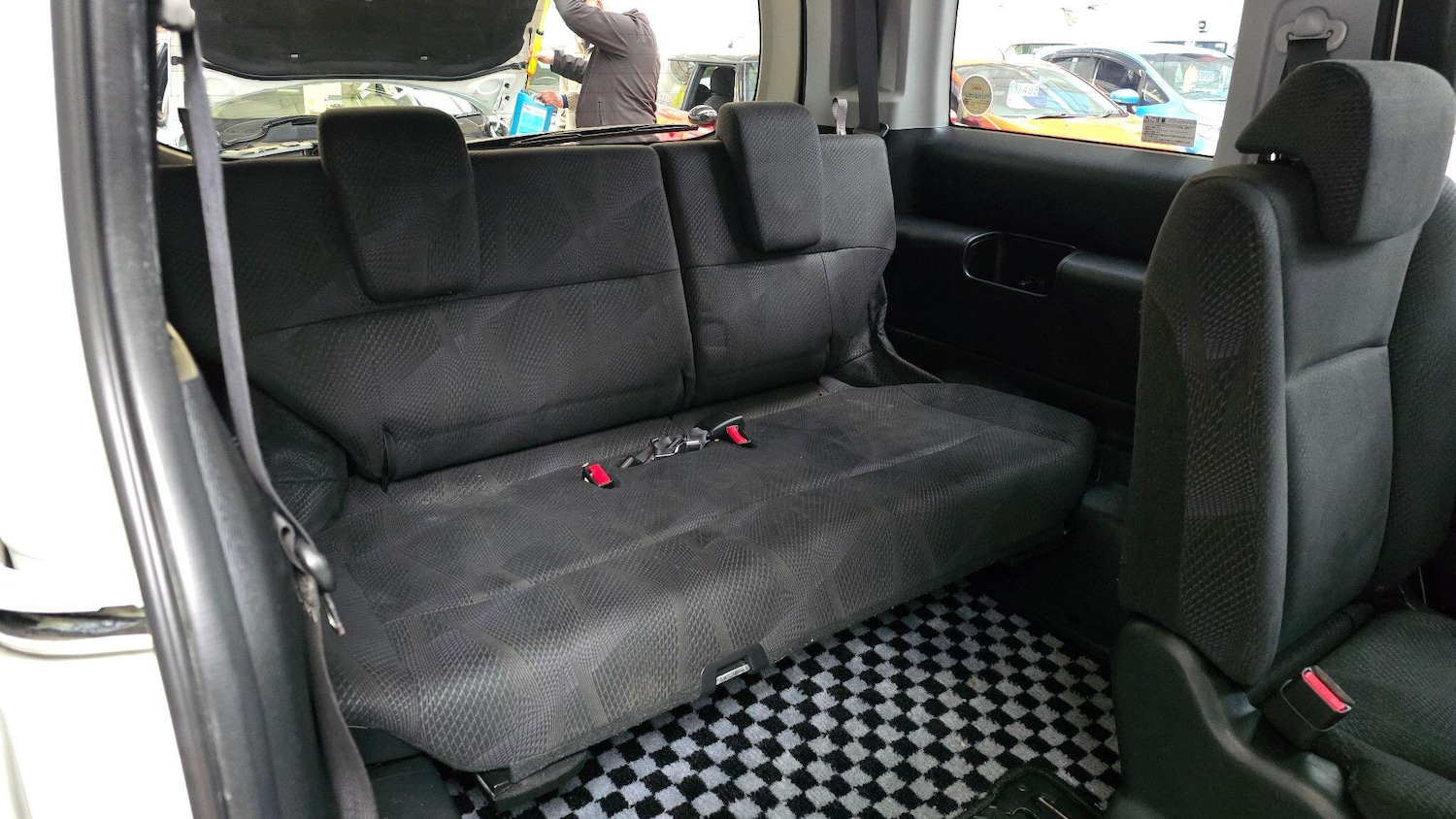 Used Honda Stepwagon 2024 for sale - 77993065: Photo 15