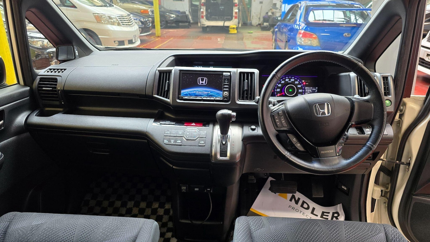 Used Honda Stepwagon 2024 for sale - 77993065: Photo 3