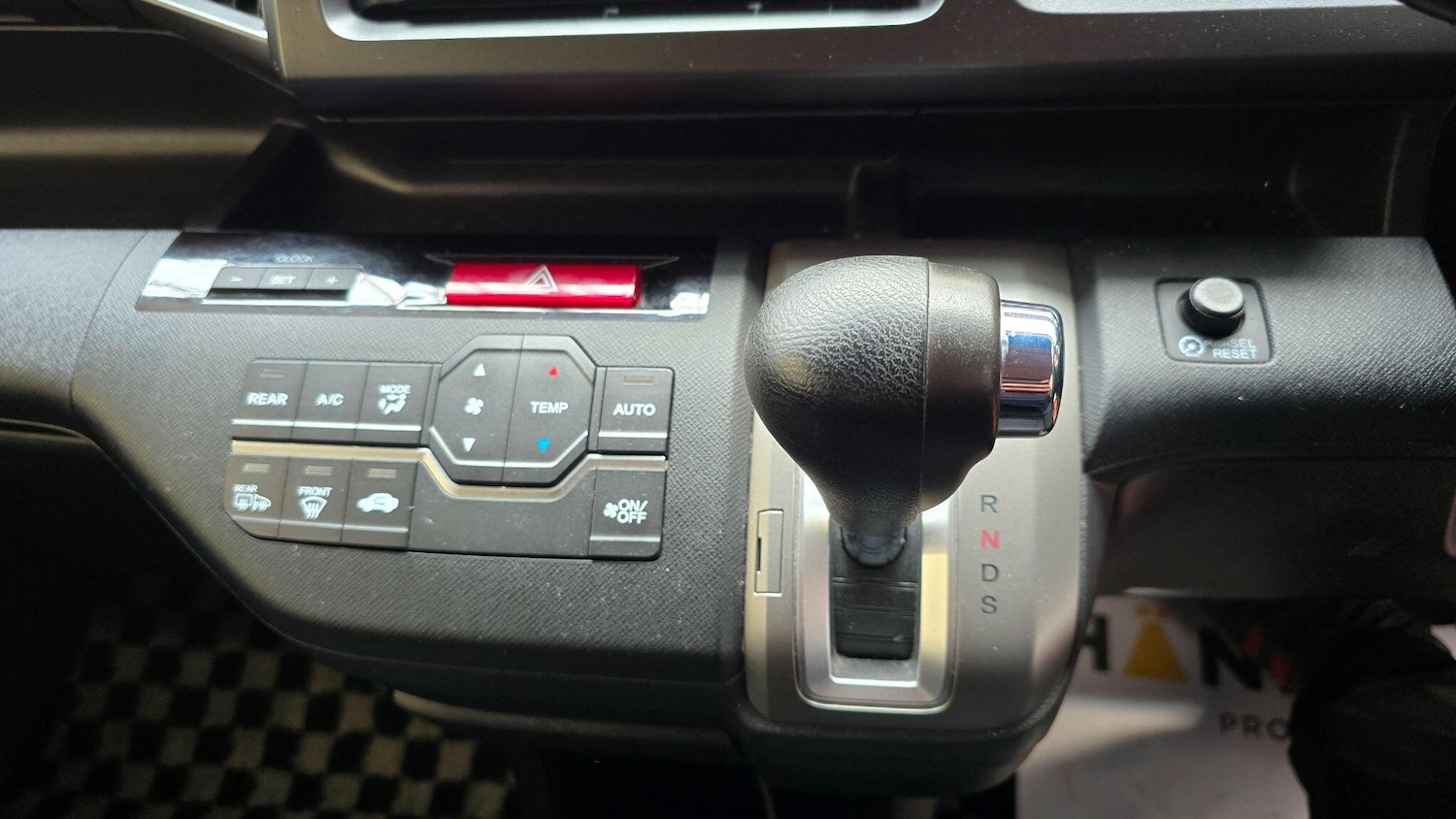 Used Honda Stepwagon 2024 for sale - 77993065: Photo 6