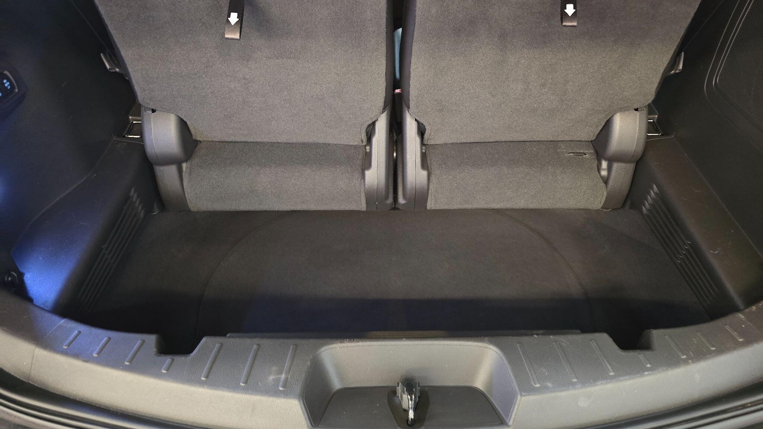 Used Ford Explorer 2025 for sale - 76994021: Photo 30