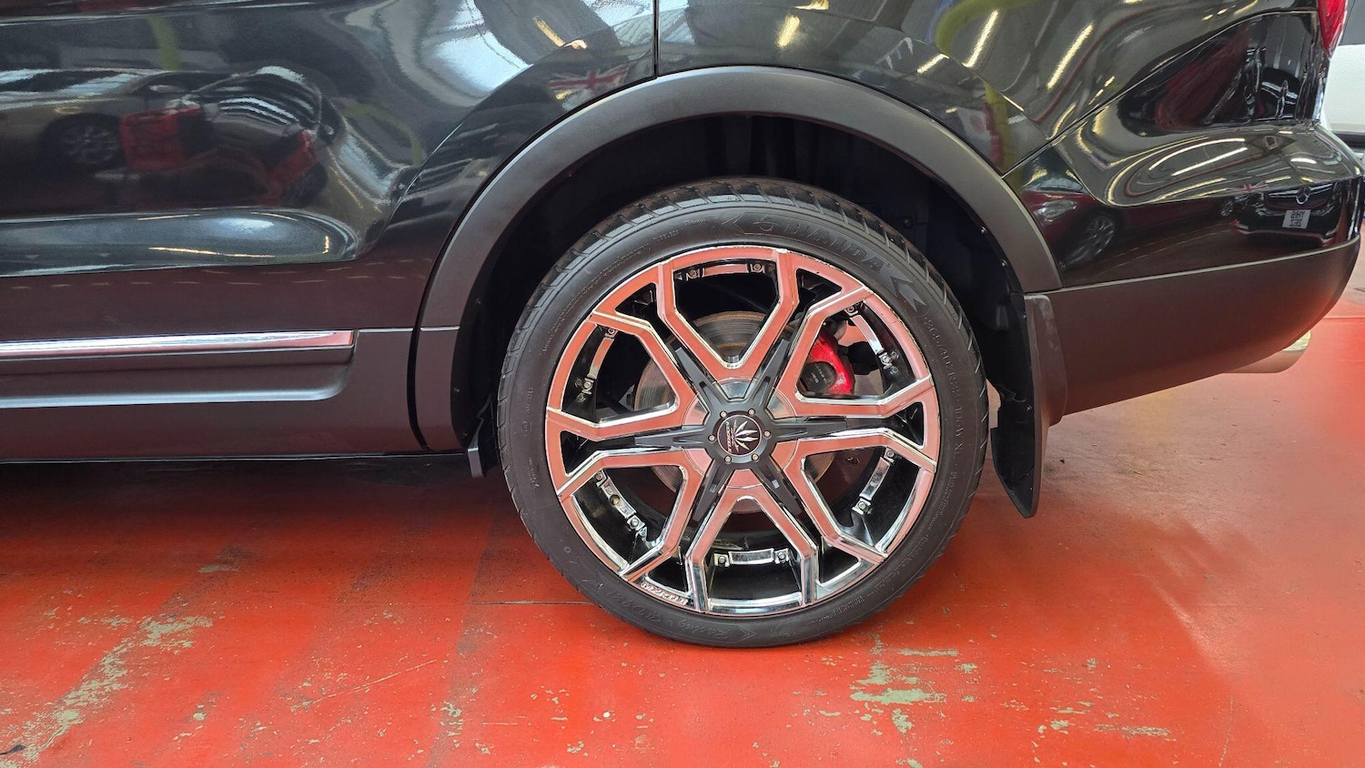 Used Ford Explorer 2025 for sale - 76994021: Photo 53