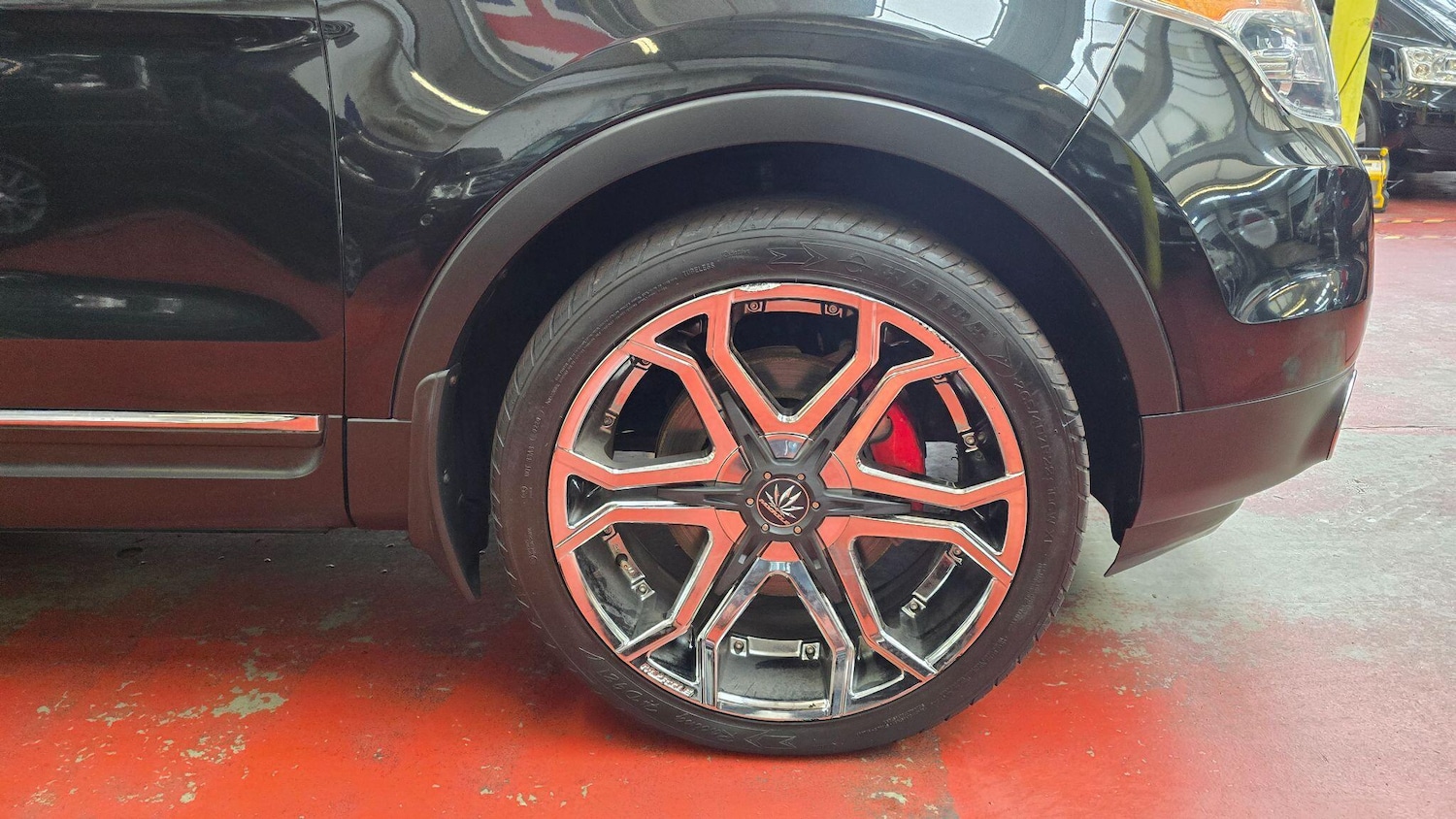 Used Ford Explorer 2025 for sale - 76994021: Photo 54