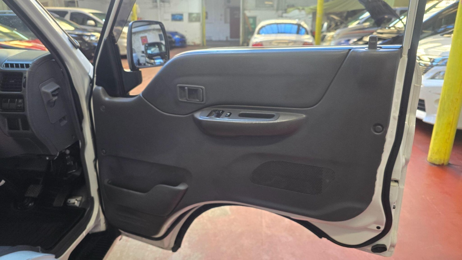 Used Mazda Bongo for sale - 77704600: Photo 11