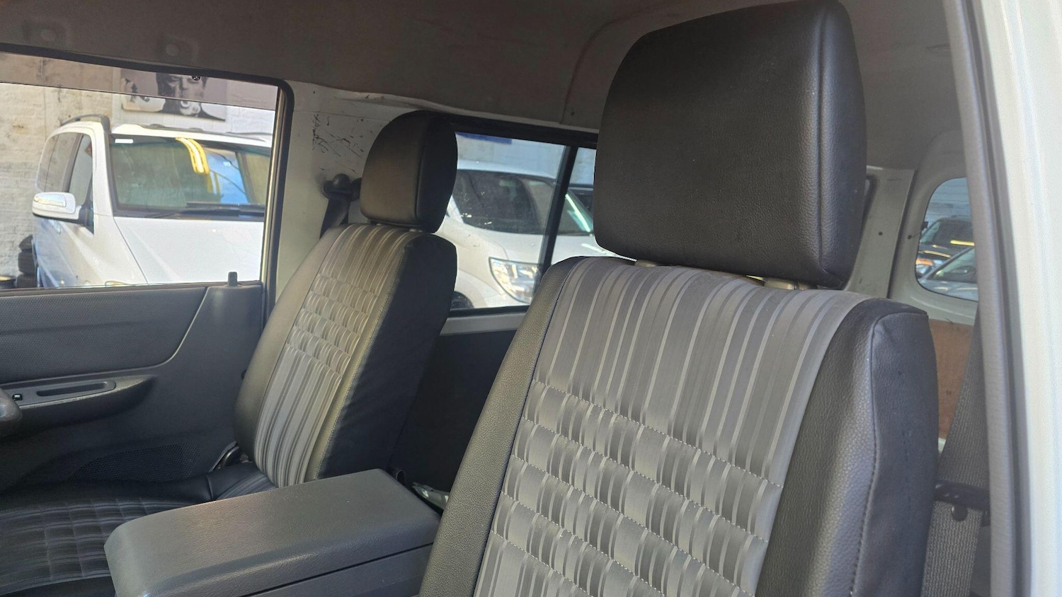 Used Mazda Bongo for sale - 77704600: Photo 14