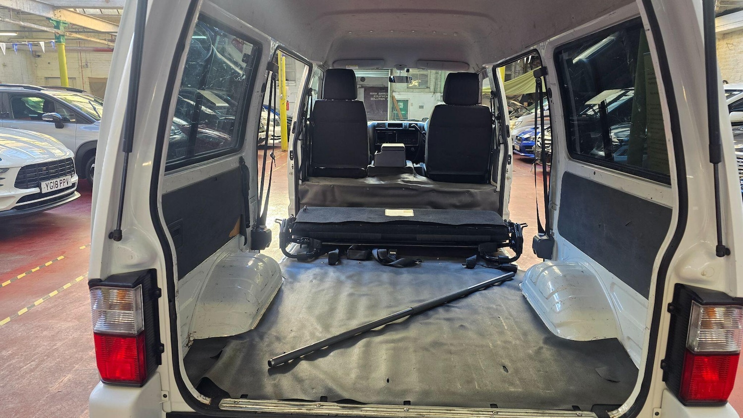 Used Mazda Bongo for sale - 77704600: Photo 20