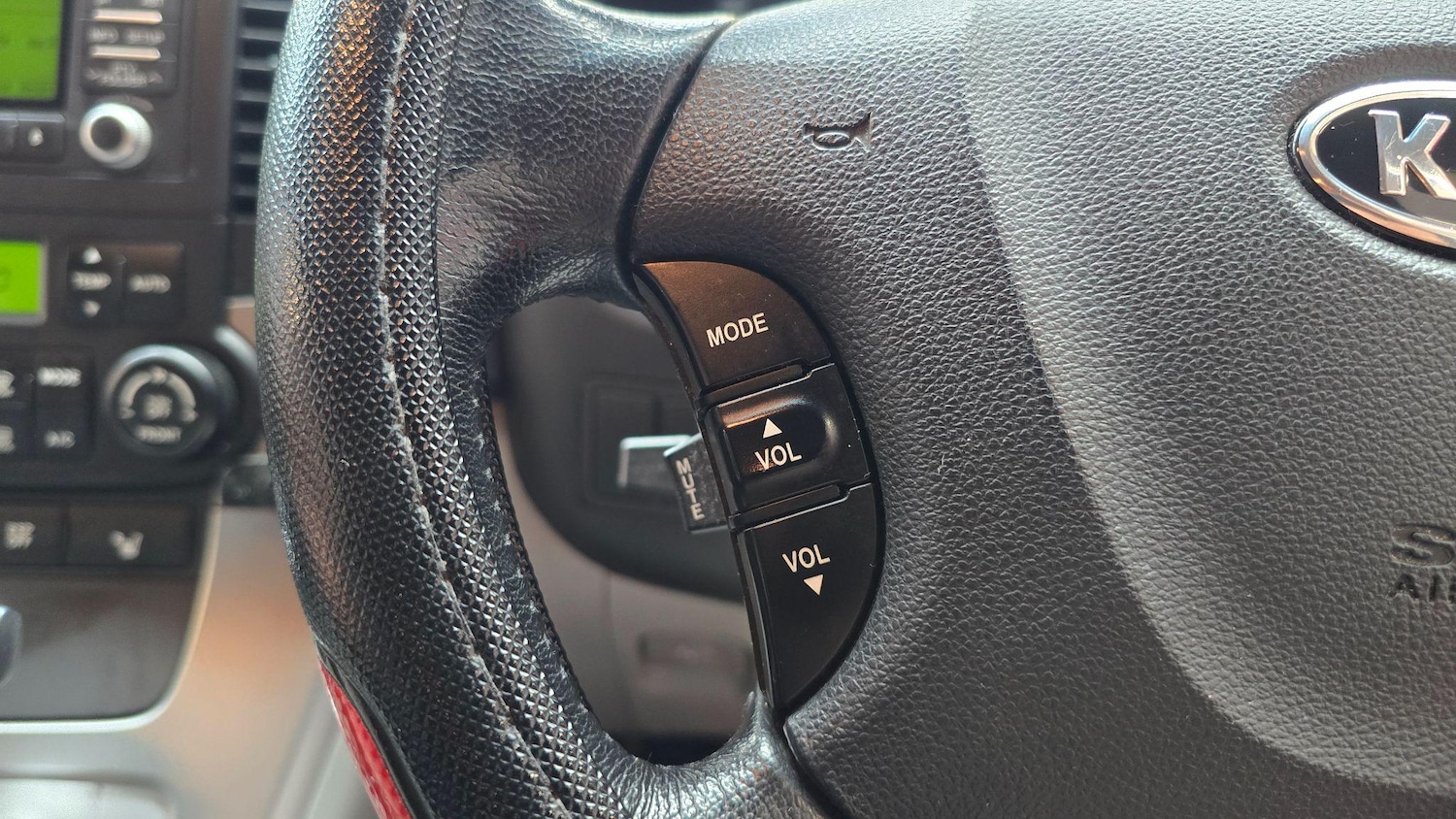 Used Kia Sedona for sale - 76995842: Photo 13