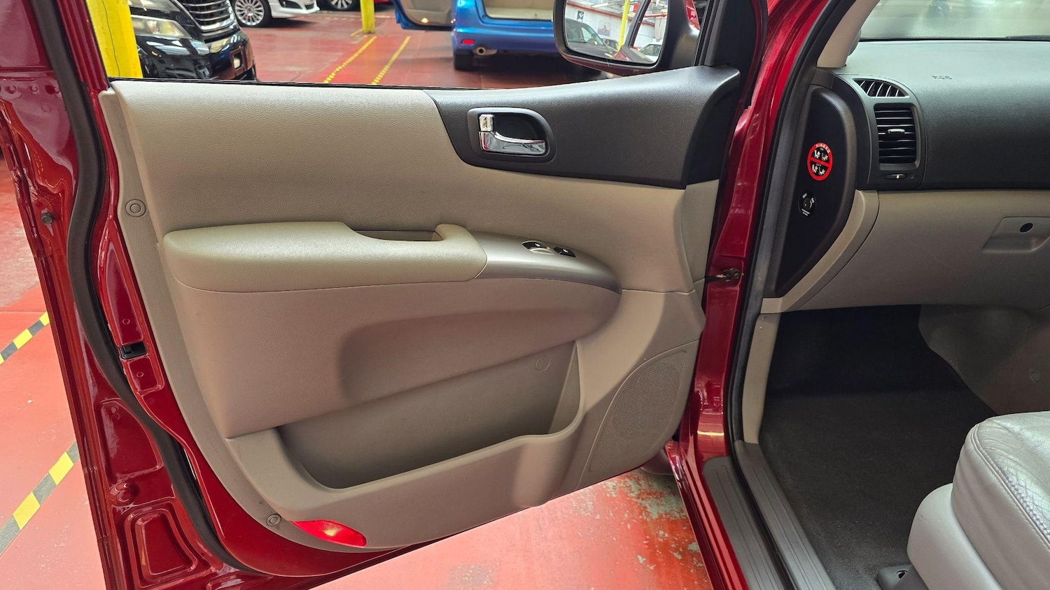 Used Kia Sedona for sale - 76995842: Photo 25