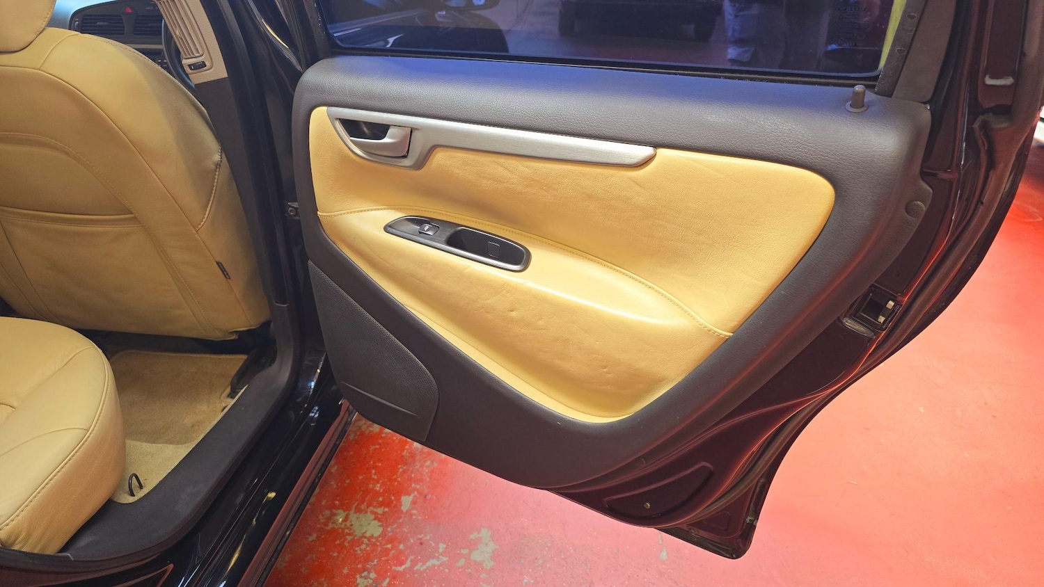 Used Volvo V70 2022 for sale - 76989415: Photo 12