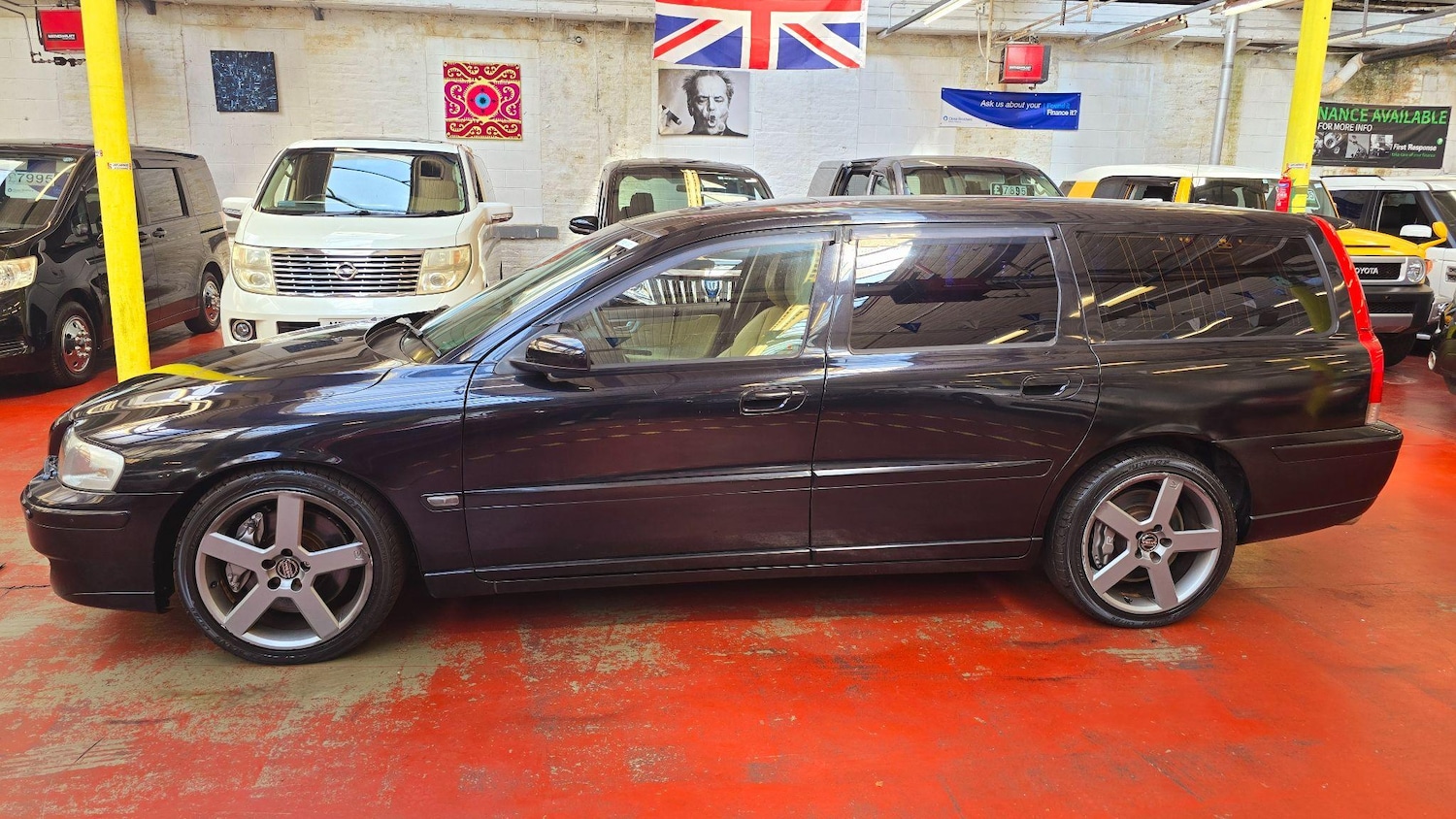 Used Volvo V70 2022 for sale - 76989415: Photo 18