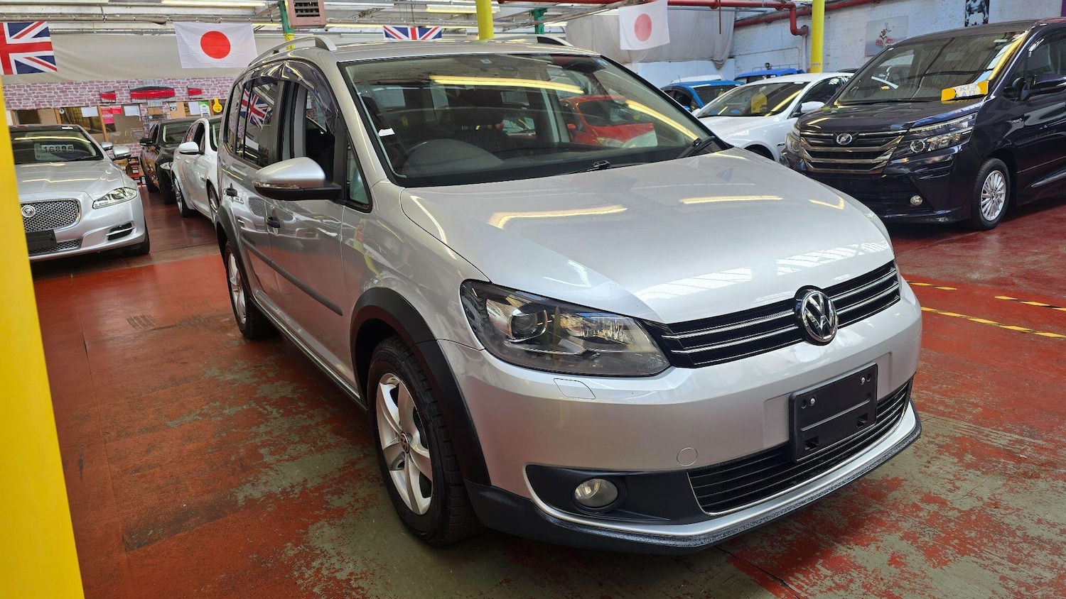 Used Volkswagen Touran for sale - 77824309: Photo 28