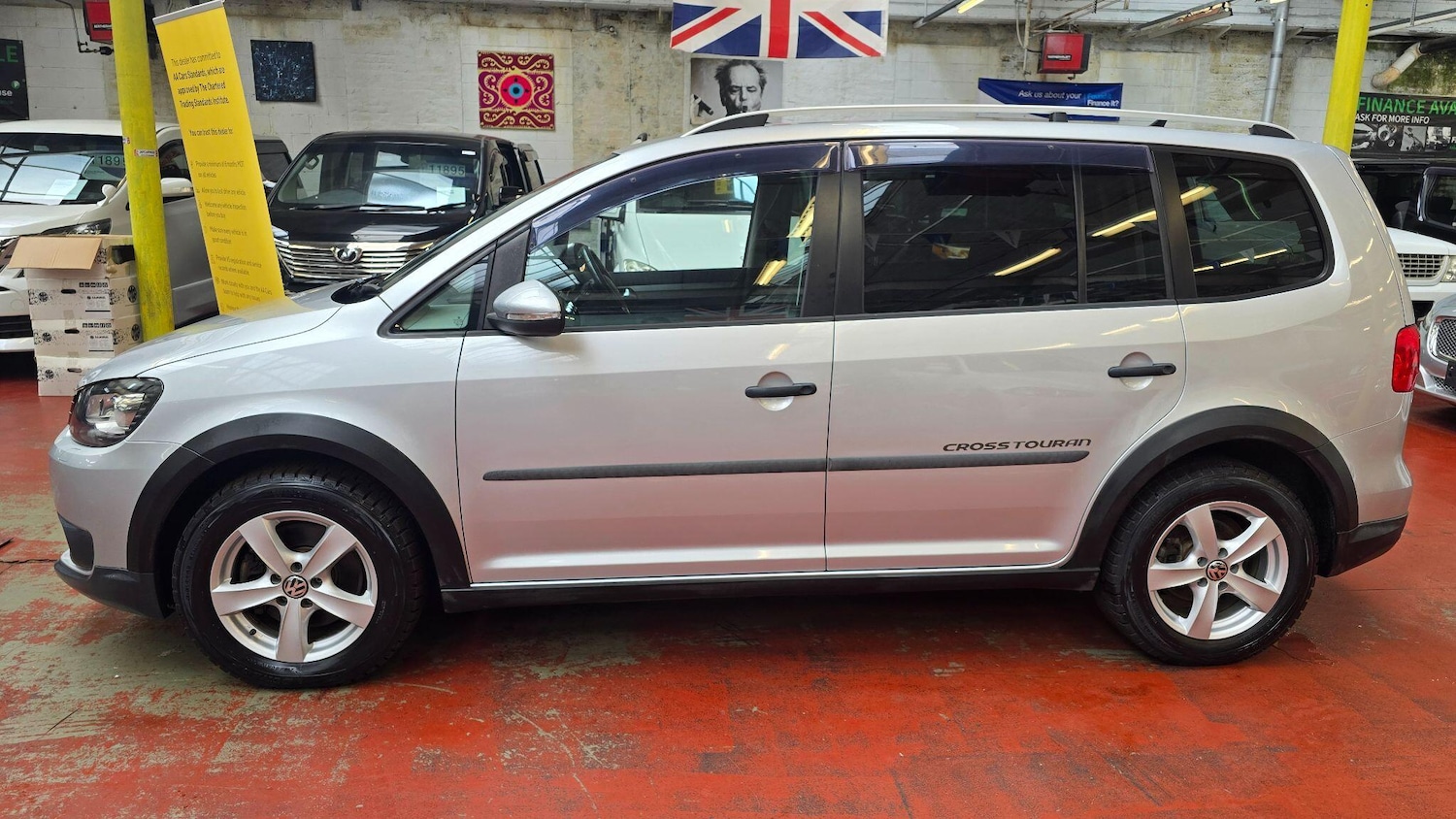 Used Volkswagen Touran for sale - 77824309: Photo 33