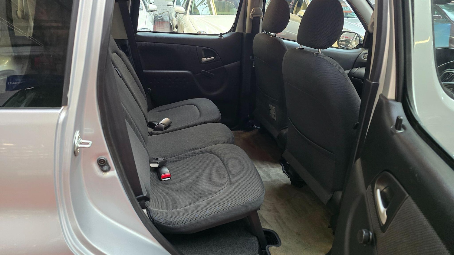 Used Toyota Yaris Verso 2005 for sale - 76562308: Photo 11