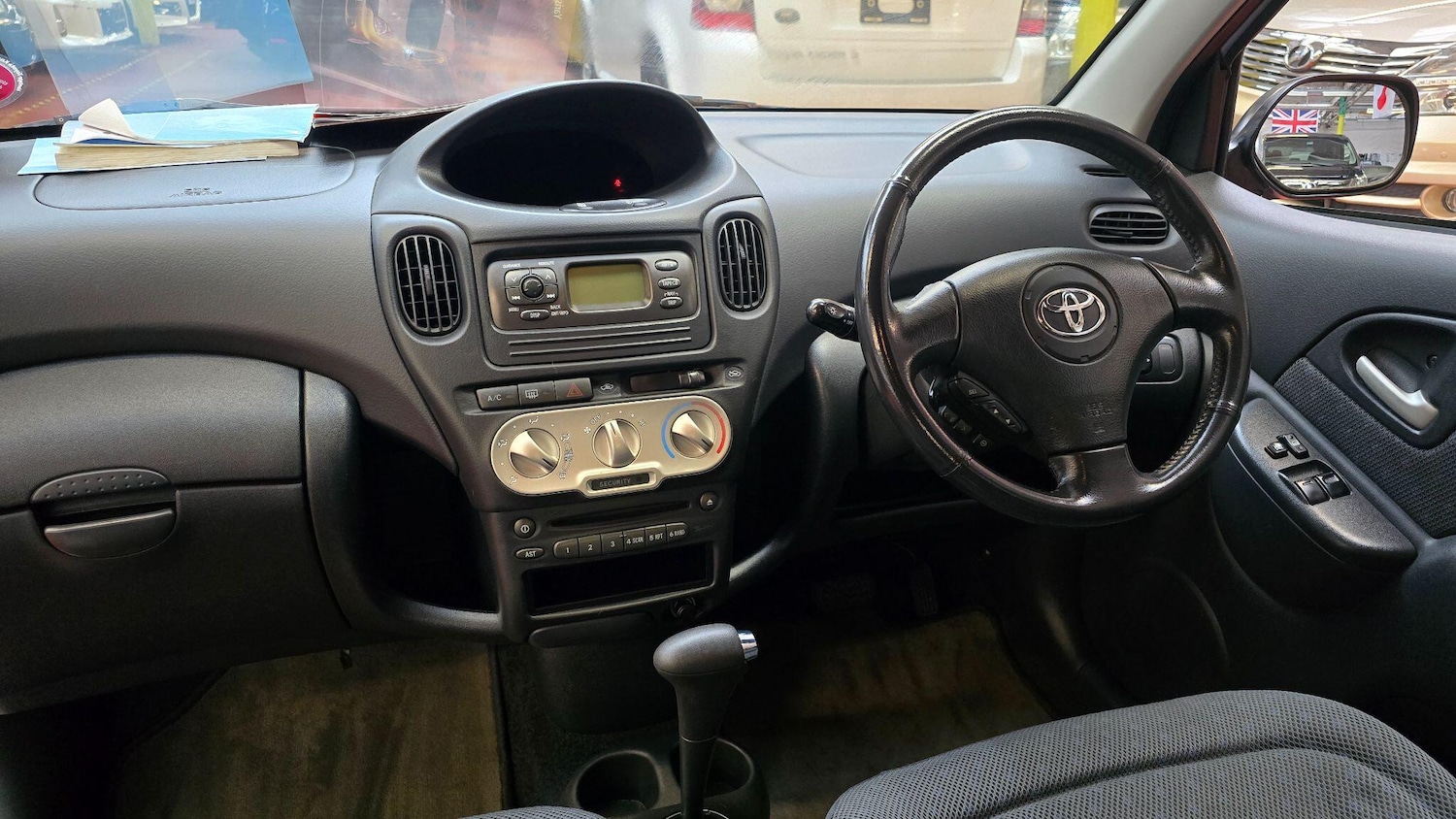 Used Toyota Yaris Verso 2005 for sale - 76562308: Photo 4