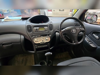 Used Toyota Yaris Verso 2005 for sale - 76562308: Photo