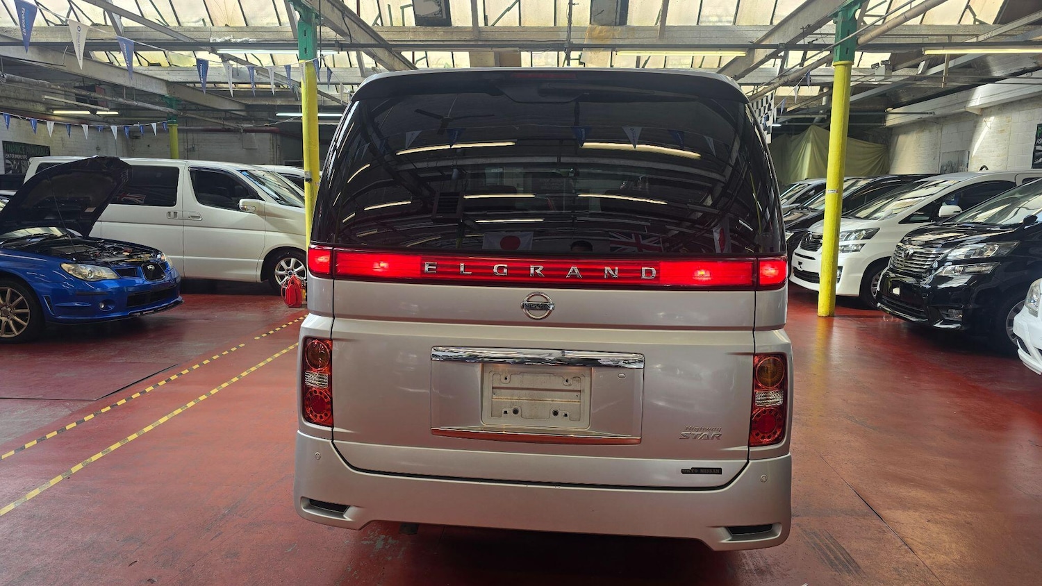 Used Nissan Elgrand for sale - 78086341: Photo 28