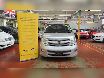 Used Nissan Elgrand 2008 for sale - 78086341: Photo