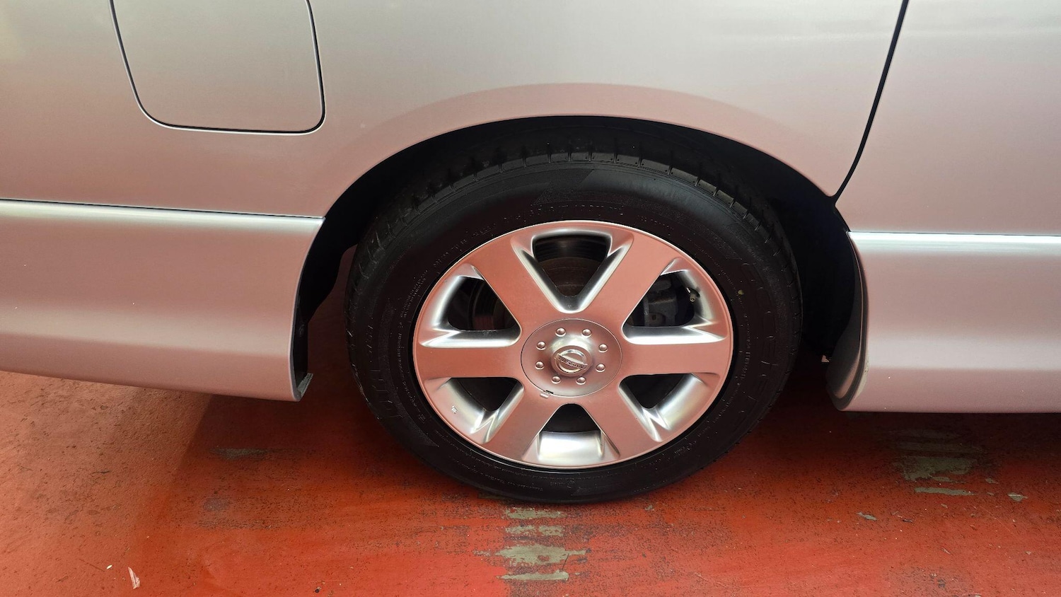 Used Nissan Elgrand for sale - 78086341: Photo 32