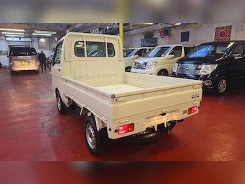 Used Daihatsu Hijet 2010 for sale - 76000704: Photo
