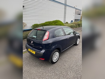 Used Fiat Punto Evo 2010 for sale - 78243065: Photo