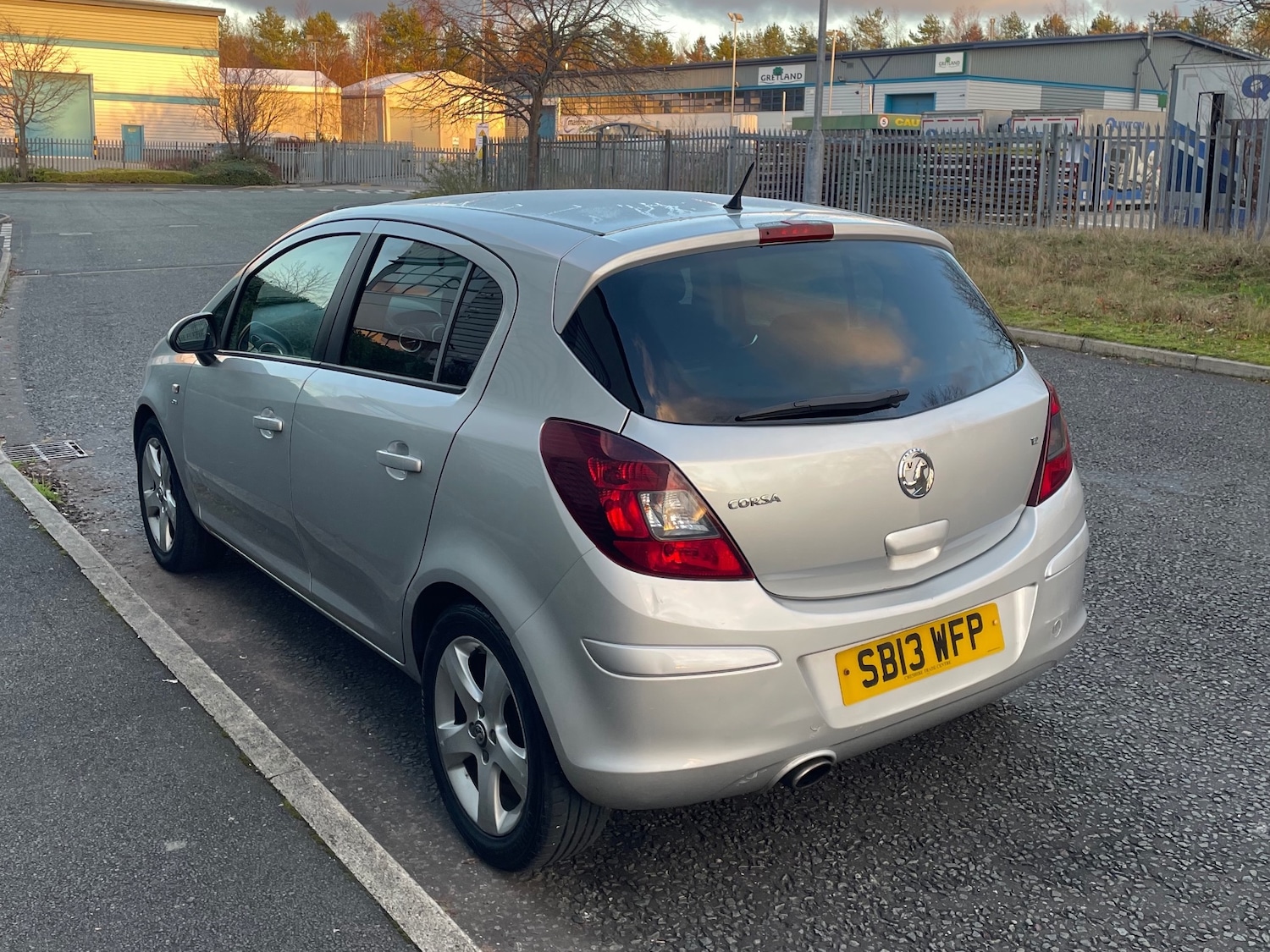 Used Vauxhall Corsa 2013 for sale - 77053495: Photo 5