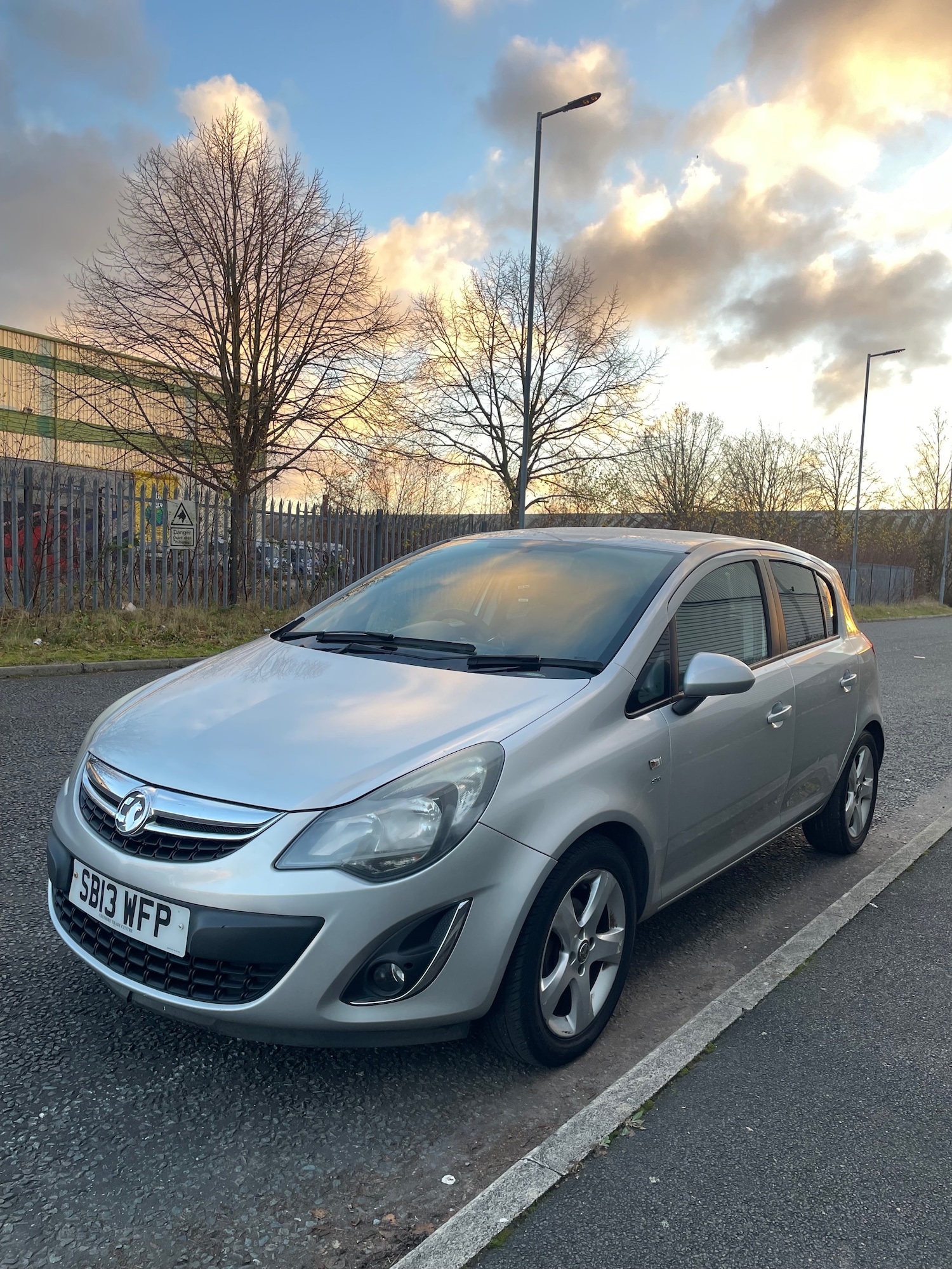 Used Vauxhall Corsa 2013 for sale - 77053495: Photo 6