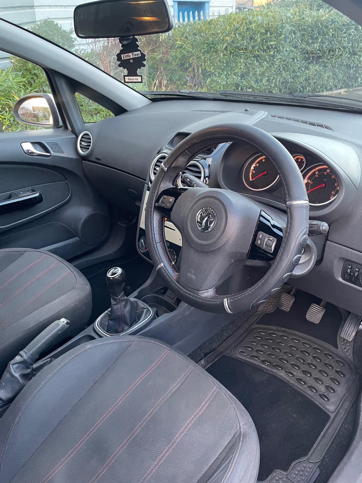 Used Vauxhall Corsa 2013 for sale - 77053495: Photo 8