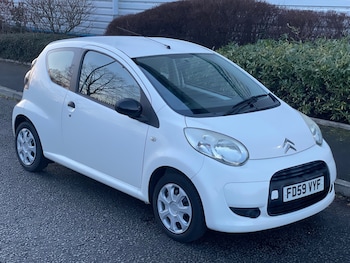 2010 (59) - 1.0i Splash 3dr