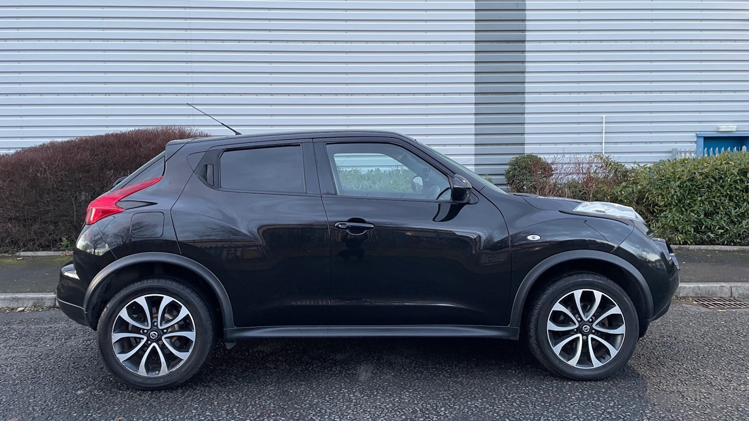 Used Nissan Juke 2012 for sale - 77235998: Photo 2