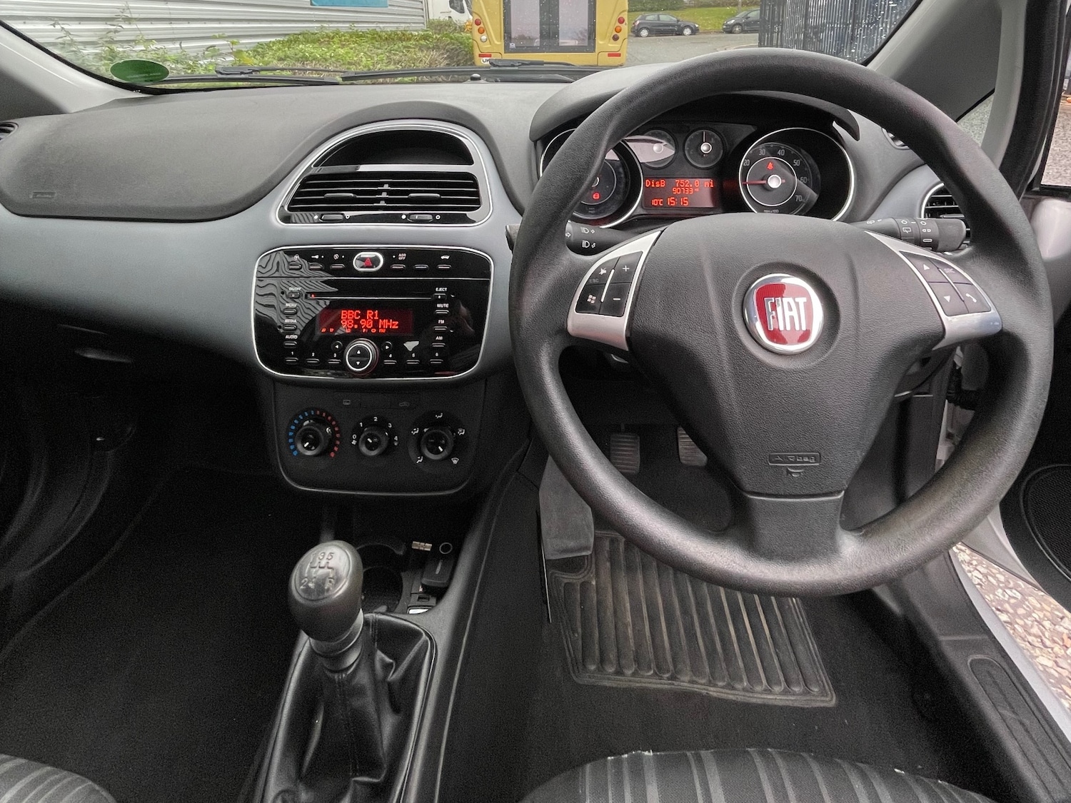 Used Fiat Punto Evo 2011 for sale - 76536232: Photo 9