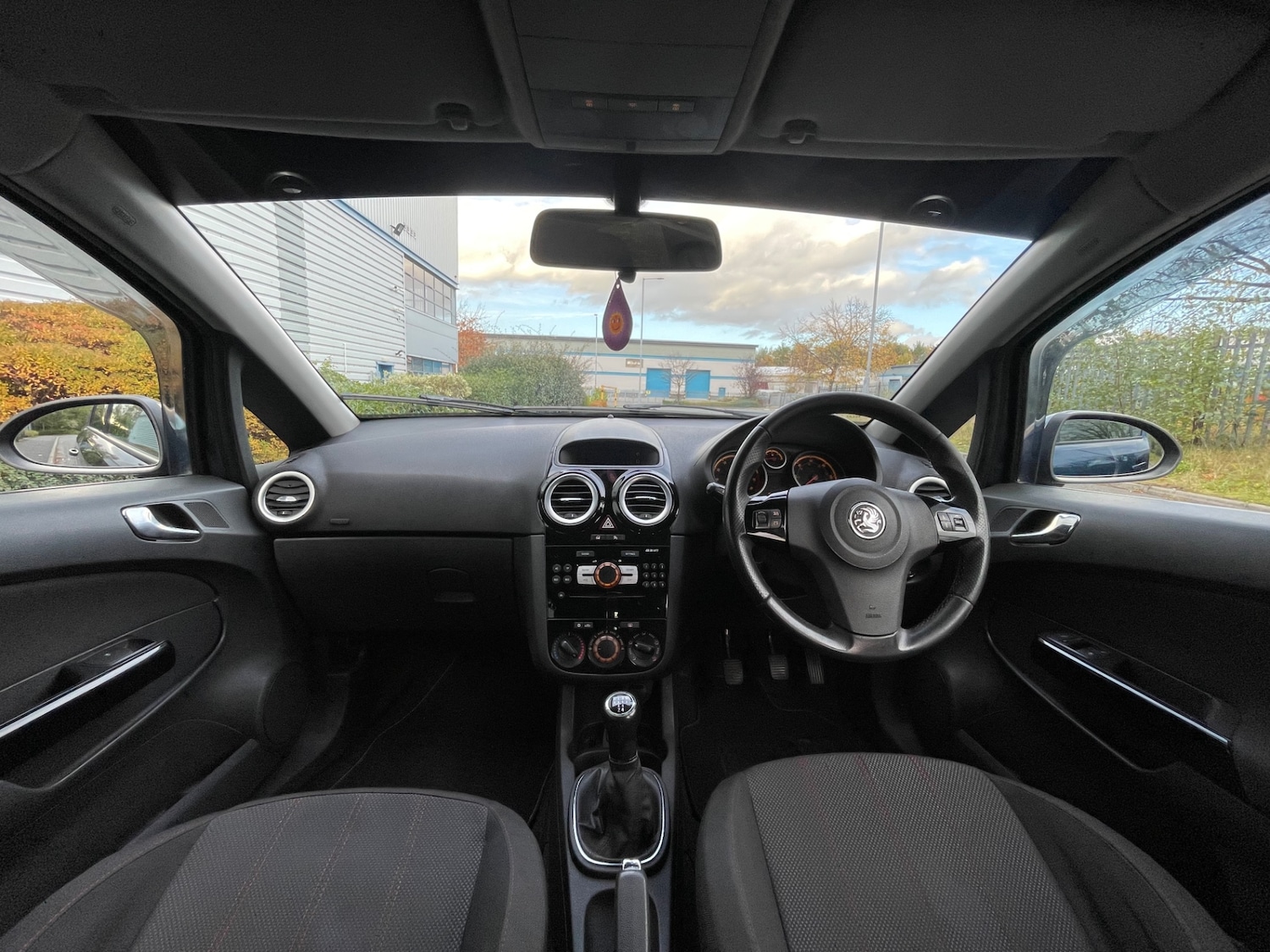 Used Vauxhall Corsa 2012 for sale - 77160134: Photo 10