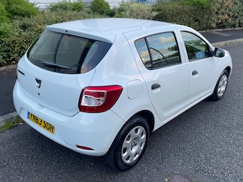 Used Dacia Sandero 2013 for sale - 78578175: Photo