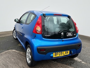 Used Peugeot 107 2009 for sale - 76761188: Photo