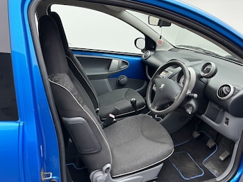 Used Peugeot 107 2009 for sale - 76761188: Photo